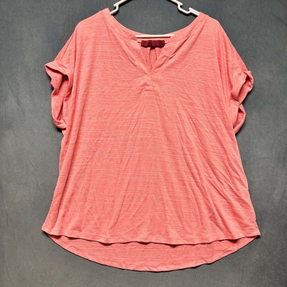 Love Scarlett V-Neck Top Size 1X Coral Pink Short Sleeve Blouse